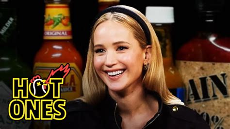 jennifer lawrence on hot ones|Jennifer Lawrence Sobs in Pain While Eating Spicy。